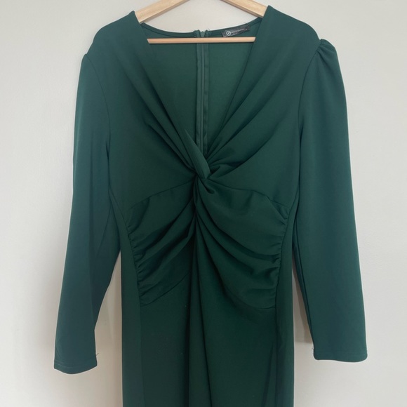 Emerald Green Dress, size L - Picture 7 of 10